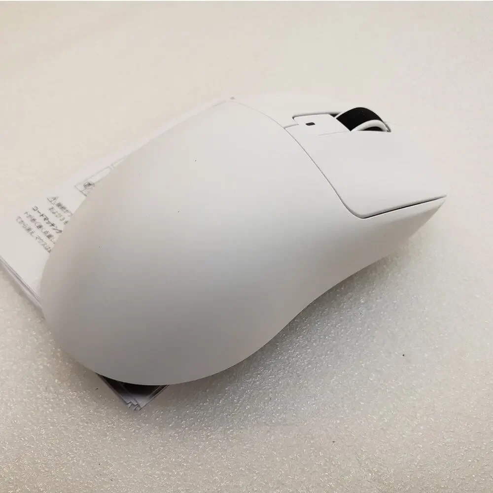 ATTACK SHARK Tri-Mode Wireless Gaming Mouse (PAW-3395 Sensor / White)